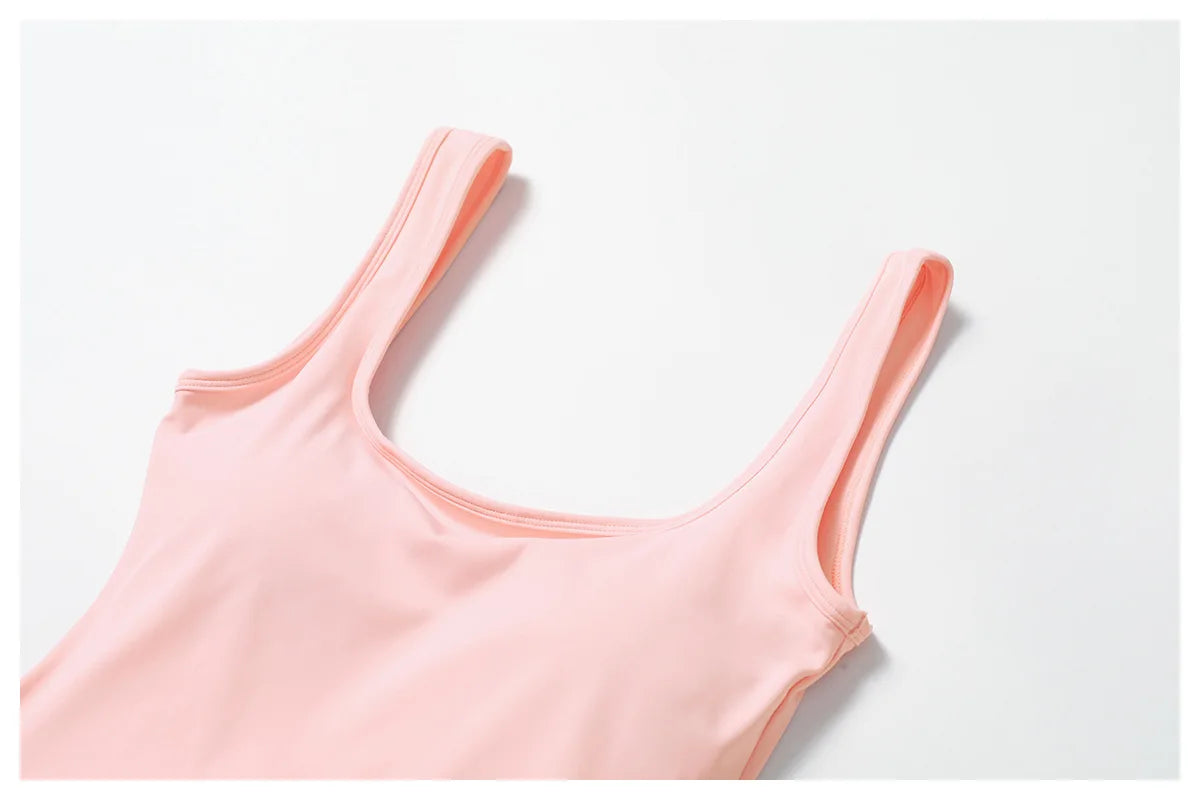 Close up of the sleeveless Rinay Sport Dress. Image shows the topstitch construction.