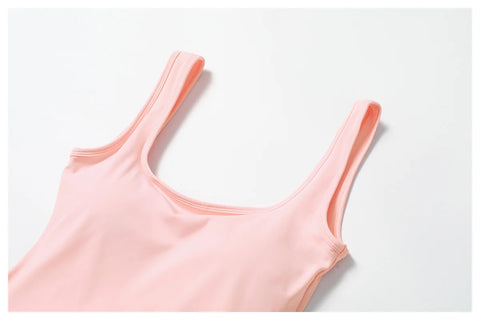 Close up of the sleeveless Rinay Sport Dress. Image shows the topstitch construction.