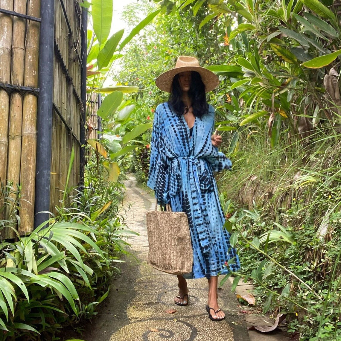 Shops Brooks Wilshire White Floral Kimono